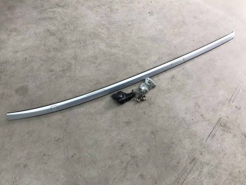 BARRE DE TOIT DROIT Toyota Avensis Wagon (T27) (|AVENSIS|), Utilisé, Droite, Toyota
