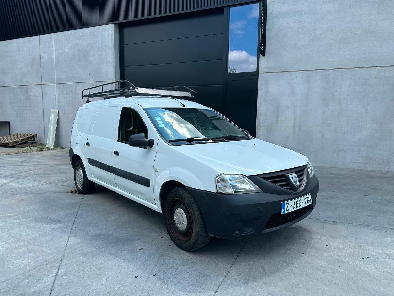 Berlingo Dacia 2011 essence, Autos, Dacia, Euro 5, Achat, 6 portes