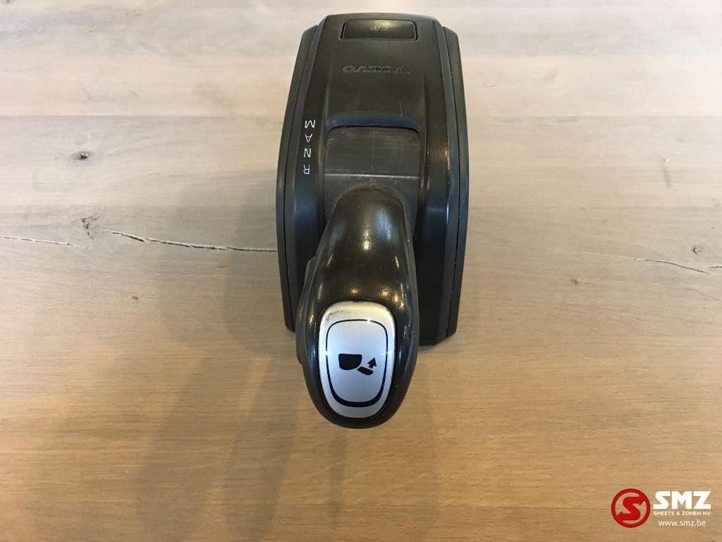 Occ levier de vitesse volvo FH, Autos : Pièces & Accessoires, Utilisé, Volvo, Intérieur et Revêtement
