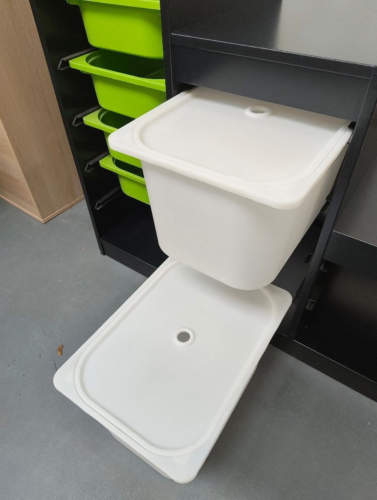 Ikea kast trofast, Enlèvement, Utilisé