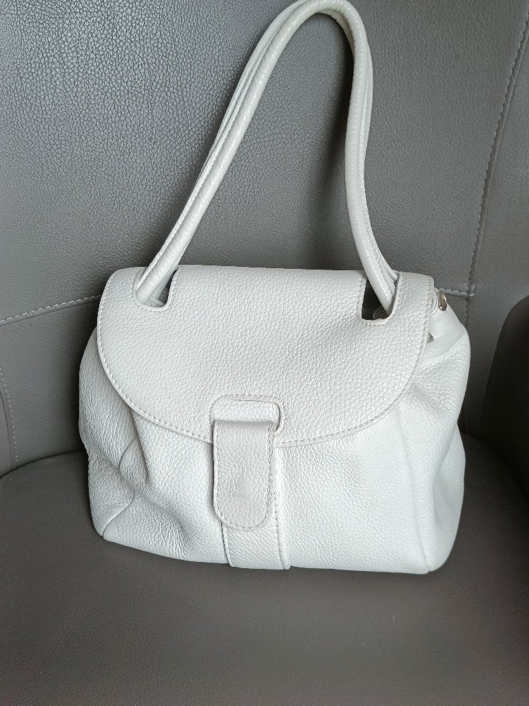 Wit lederen handtas,   40€, Enlèvement, Comme neuf, Blanc, Sac à main