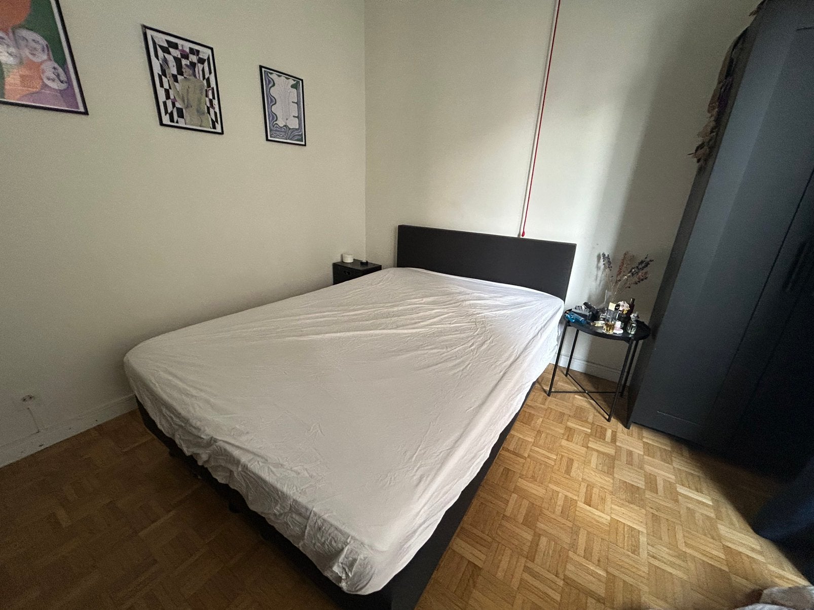 Bedframe in goede staat, Ophalen, Gebruikt, Zwart, 140 cm