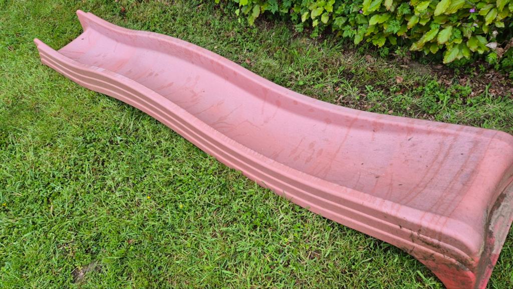 Gratis glijbaan voor in de tuin., Kinderen en Baby's, Speelgoed | Buiten | Speeltoestellen, Ophalen, Glijbaan