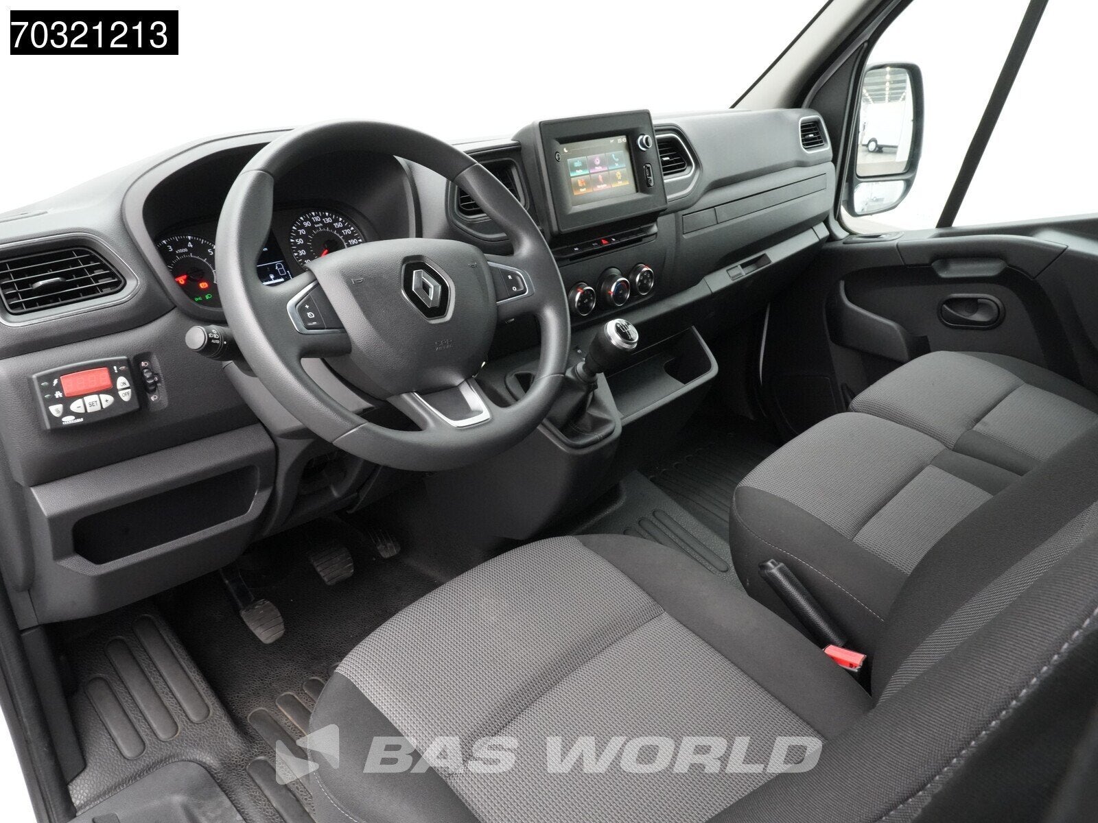 Renault Master 135PK Koelwagen L3H2 Carrier Xarios 350 LED A, Auto's, 135 pk, Stof, Gebruikt, Euro 6