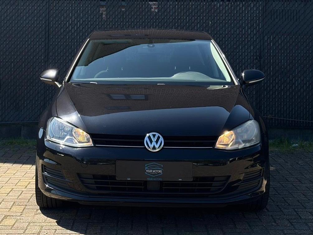 VW GOLF 7 BENZINE 2013 168DKM GEKEURD&GARANTIE, Auto's, Voorwielaandrijving, Stof, Zwart, 5 deurs
