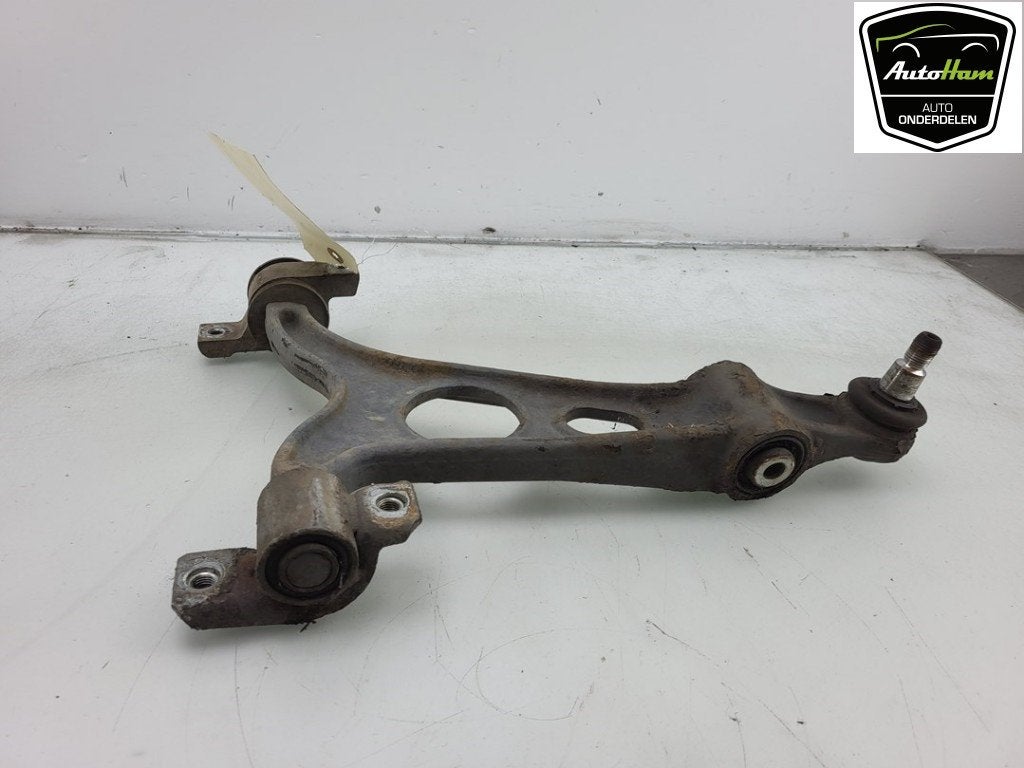 BRAS DE SUSPENSION AVANT DROIT (TRIANGLE) 147 (937), Autos : Pièces & Accessoires, Dhr. J. Ham, Administratie@autoham.nl, Utilisé