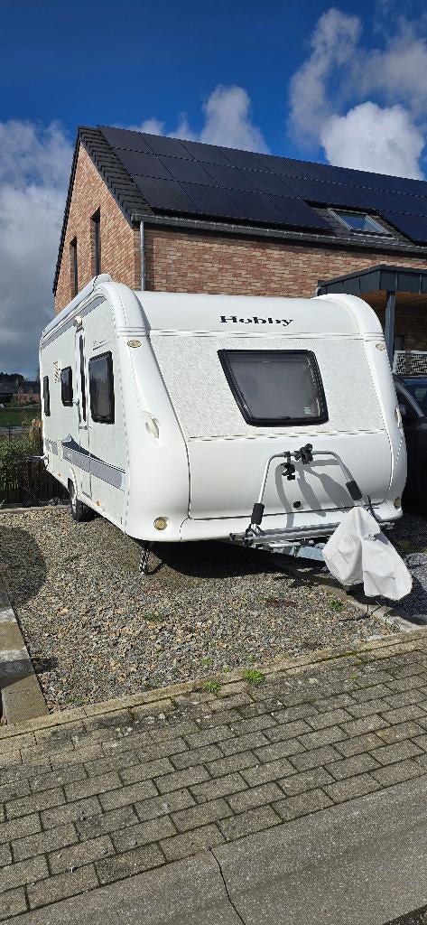 Caravane Hobby 545 KMF, Caravans en Kamperen, Caravans, Particulier, tot en met 6, Hobby, Stapelbed, 5 tot 6 meter, Fietsenrek
