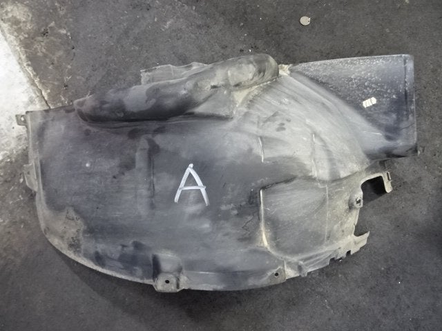 BINNENSPATSCHERM RECHTS VOOR Mercedes-Benz A (W169), Gebruikt, Voor, Mercedes-Benz, Spatbord