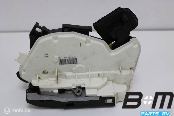 Portierslot linksvoor VW Golf 7 5drs RHD 5K2837015D, Gebruikt