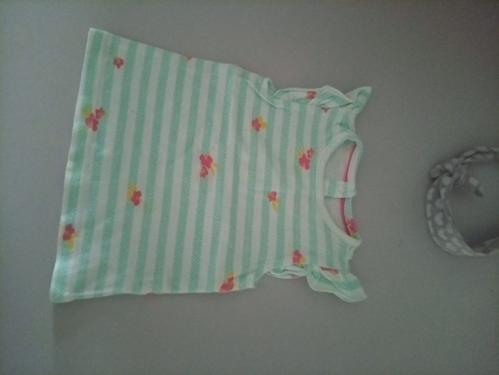 T-shirt bebe, Kinderen en Baby's, Babykleding | Baby-zwemkleding, Ophalen of Verzenden, Zo goed als nieuw