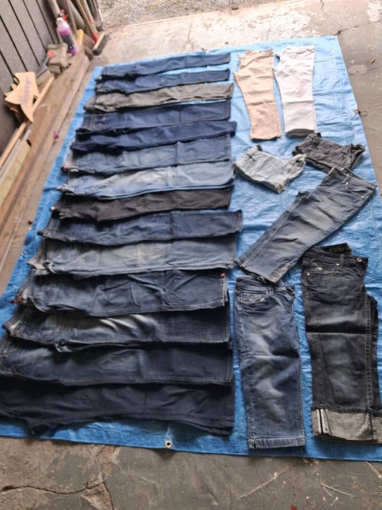 Lot 21 jeansbroeken dames S-M-L 4€/stuk of alles voor 60€, Vêtements | Femmes, Jeans, Porté, Enlèvement