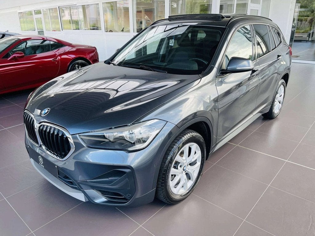 BMW X1 1.5iA * GARANTIE + TOIT PANO + GPS * (automatique), Autos, BMW, Argent ou Gris, Achat, Euro 6, 5 portes