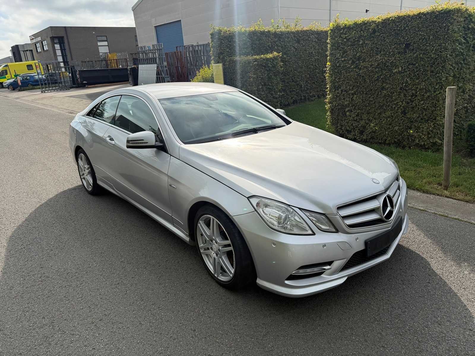 MERCEDES - 2012 - E220 CDI - COUPÉ - Voiture, Autos, Euro 5, Achat, Entreprise, Autre carrosserie