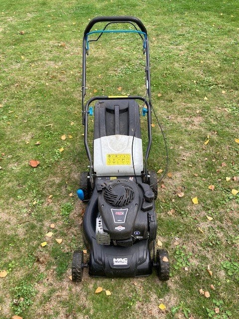 4-takt grasmaaier op benzine, Ophalen, Cirkelmaaier, Gebruikt, Briggs & Stratton