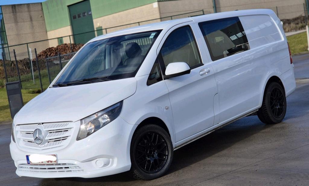 Mercedes vito doub cabine 5pls an2017.235mkm 12900€, Autos, Cuir, Euro 6, Boîte manuelle, Mercedes-Benz