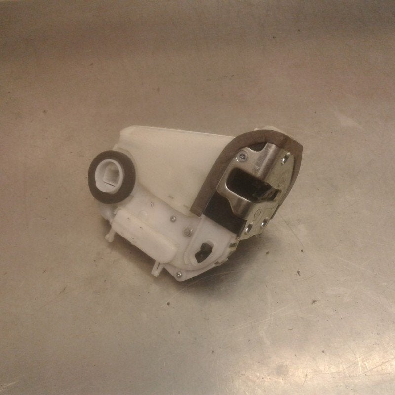 SERRURE DE PORTE RODS ARRIÈRE DROIT Toyota Yaris II (P9), Utilisé, Toyota