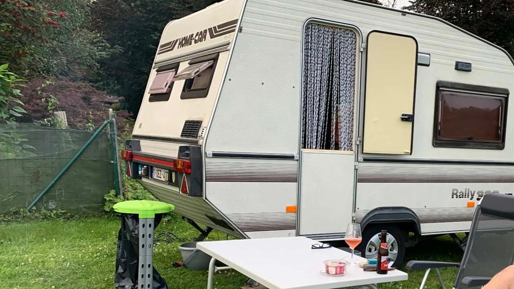 Home Car(720KG), Caravanes & Camping, Caravanes, Home-car, Coin salon convertible, Poêle, Jusqu'à 4 m