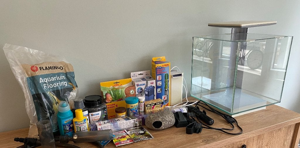 Volledige set aquarium, Ophalen, Zo goed als nieuw, Filter