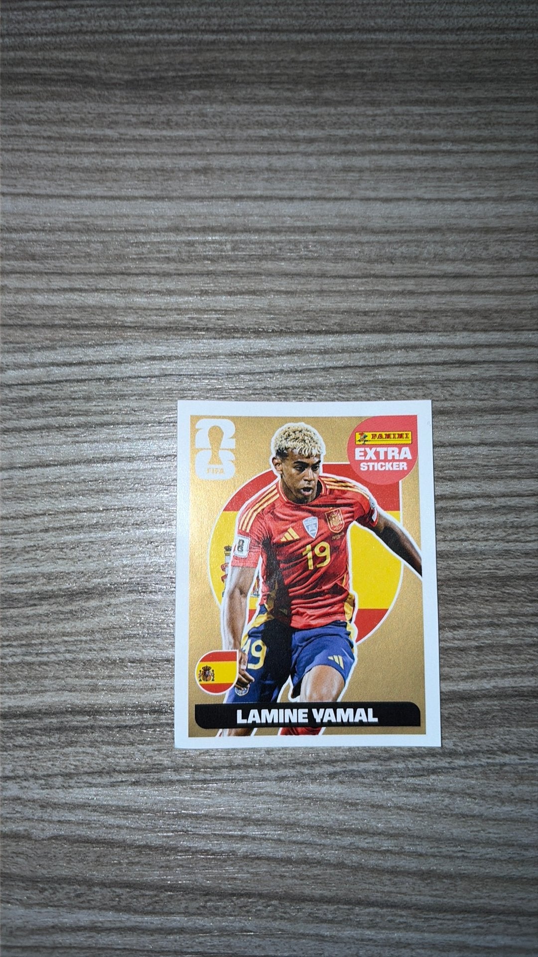 Goude sticker lamine yamal, Verzamelen, Sportartikelen en Voetbal, Ophalen, Zo goed als nieuw