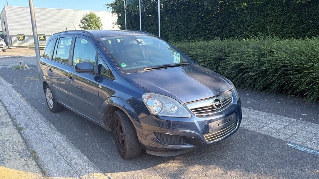 Opel zafira 1.6benzine Start  Joint culasse, Autos, Euro 5, Achat, Entreprise, Zafira
