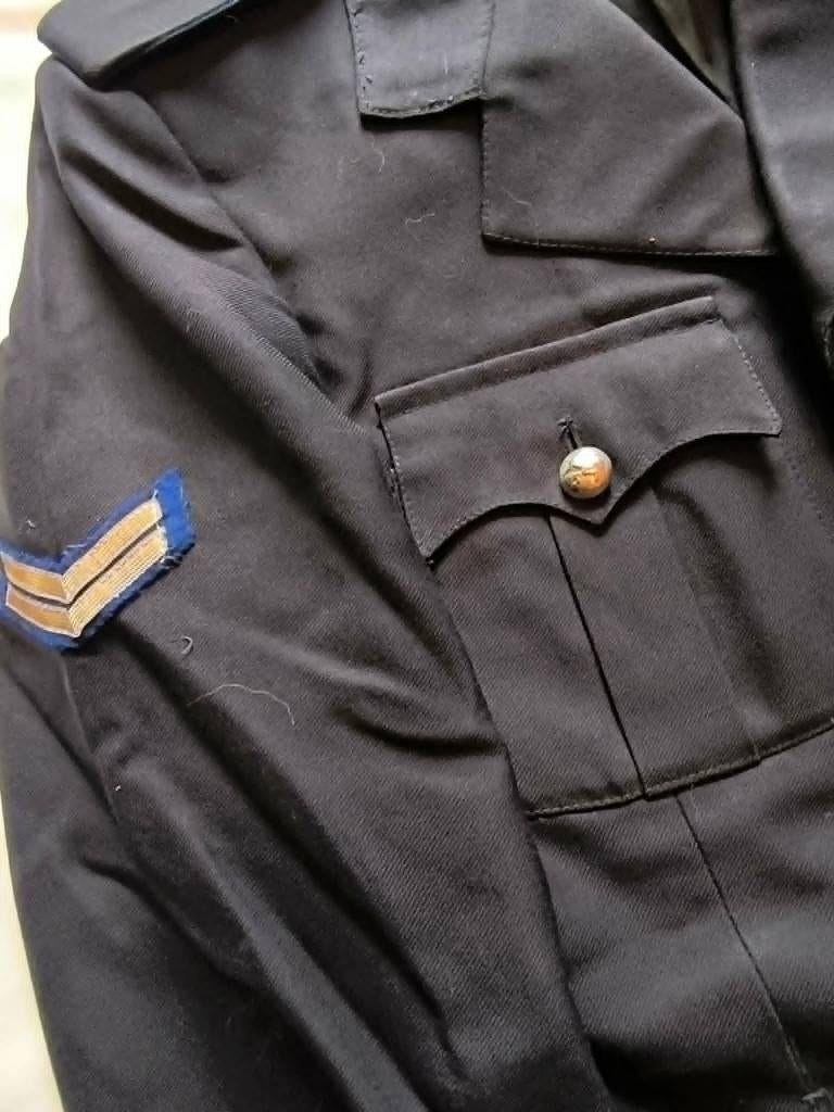 ancien uniforme de police, Enlèvement ou Envoi, Autres, Vêtements ou Chaussures