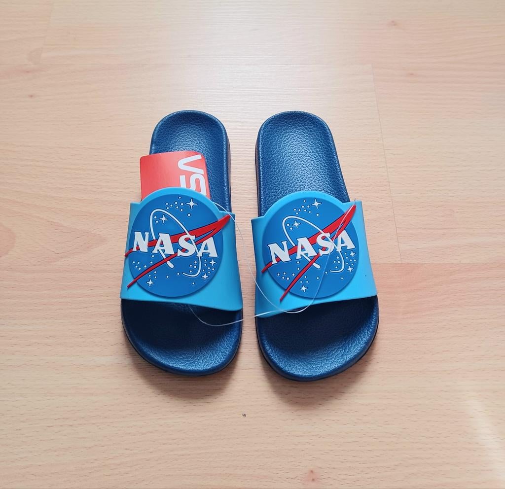 Slippers badslippers NASA maat 28-29 NIEUW, Enlèvement, Neuf, Garçon ou Fille