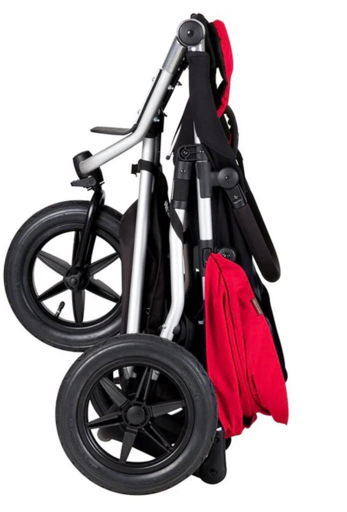 Mountain Buggy – Urban Jungle – Red Berry, Kinderen en Baby's, Kinderwagens en Combinaties, Gebruikt, Luchtbanden, Ophalen, Kinderwagen