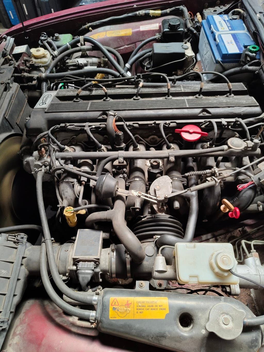 Daimler 36/Jaguar XJ40, foto 6