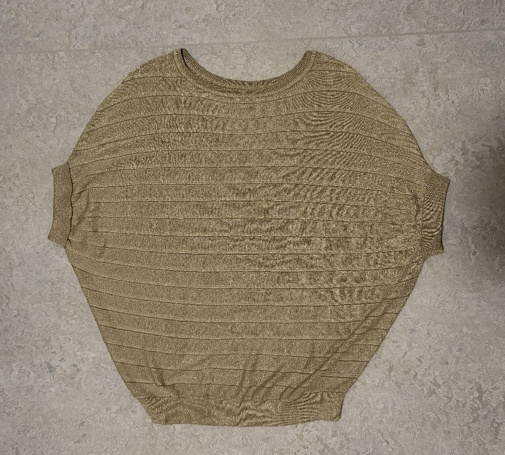 NIEUW truitje van K-design, maat 4 (EU48-50), Kleding | Dames, K-design, Overige kleuren, Trui of Vest, Nieuw