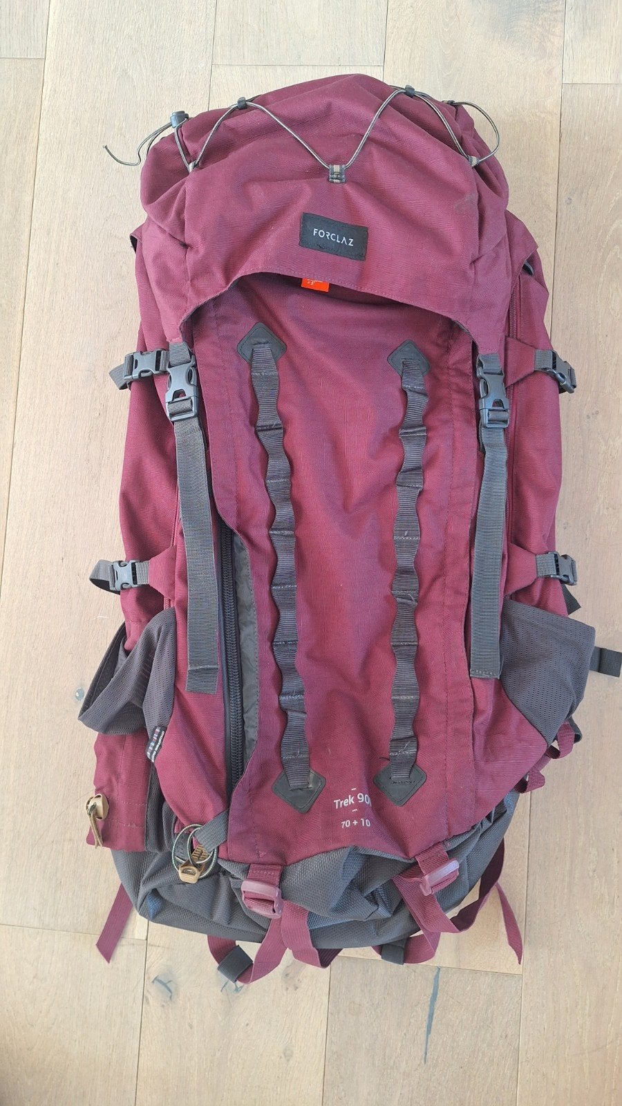 Sac randonnée Forclaz 70+10L, 30 cm ou plus, Gris, 60 à 80 cm, Comme neuf