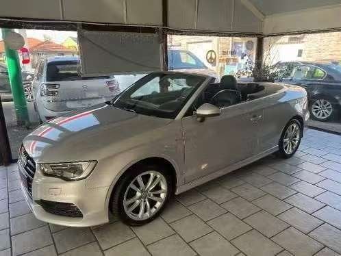 audi a3 CABRIO 2.0 tdi /AUTOMAAT /euro 6b/garantie, Auto's, Audi, 4 zetels, Cabriolet, Diesel, Zilver of Grijs