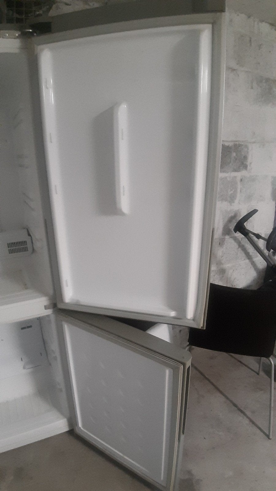 Porte de frigo et moteur Samsung, Enlèvement