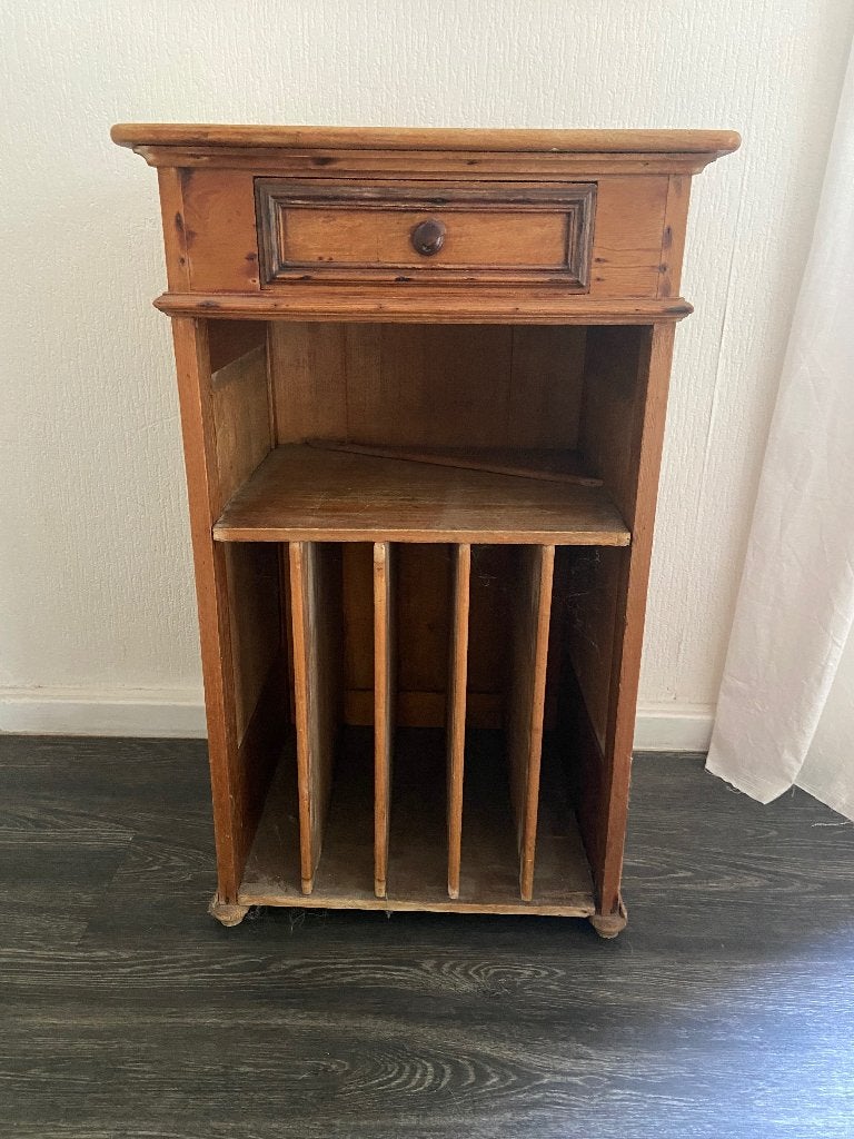 Antieken kastje 83cm hoog, Antiek en Kunst, Ophalen