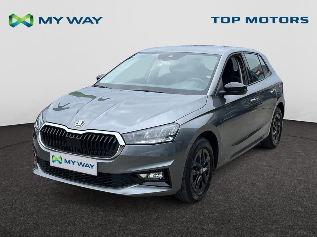Skoda Fabia GARANTIE*CARPLAY*CAMERA*SENSOREN*FULL LED*ZETEL, Auto's, Skoda, Airbags, Handgeschakeld, 117 g/km, Zilver of Grijs