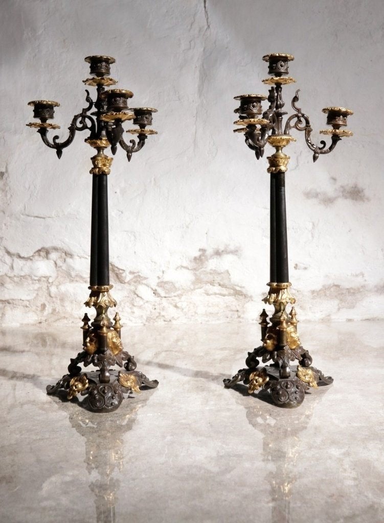 Paire de chandeliers anciens en bronze doré, XIXe siècle, Enlèvement, Cuivre ou Bronze