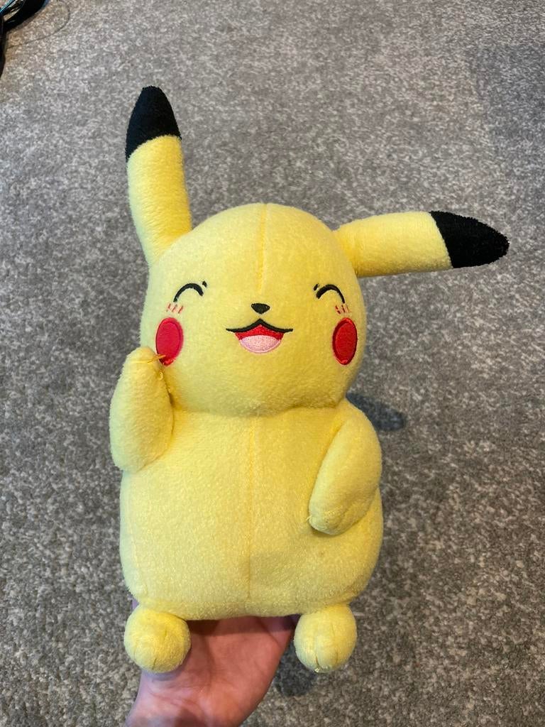 Pikachu tomy knuffel, Ophalen of Verzenden, Gebruikt