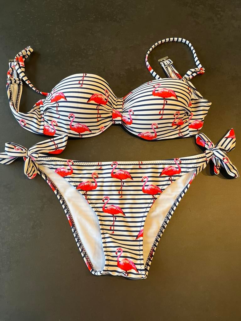Bikini met flamingo’s. Maat 38. Zeer goede staat, Kleding | Dames, Wit, Ophalen of Verzenden, Framboise, Bikini
