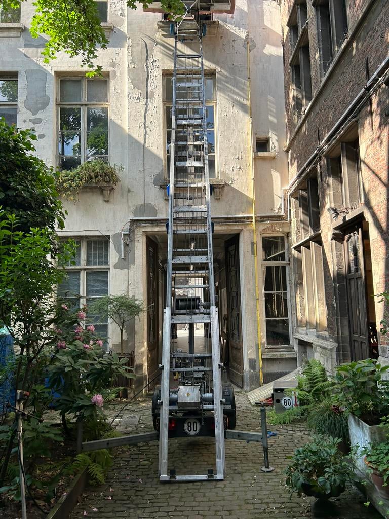 Te huur treklift & Ladderlift in Regio Antwerpen