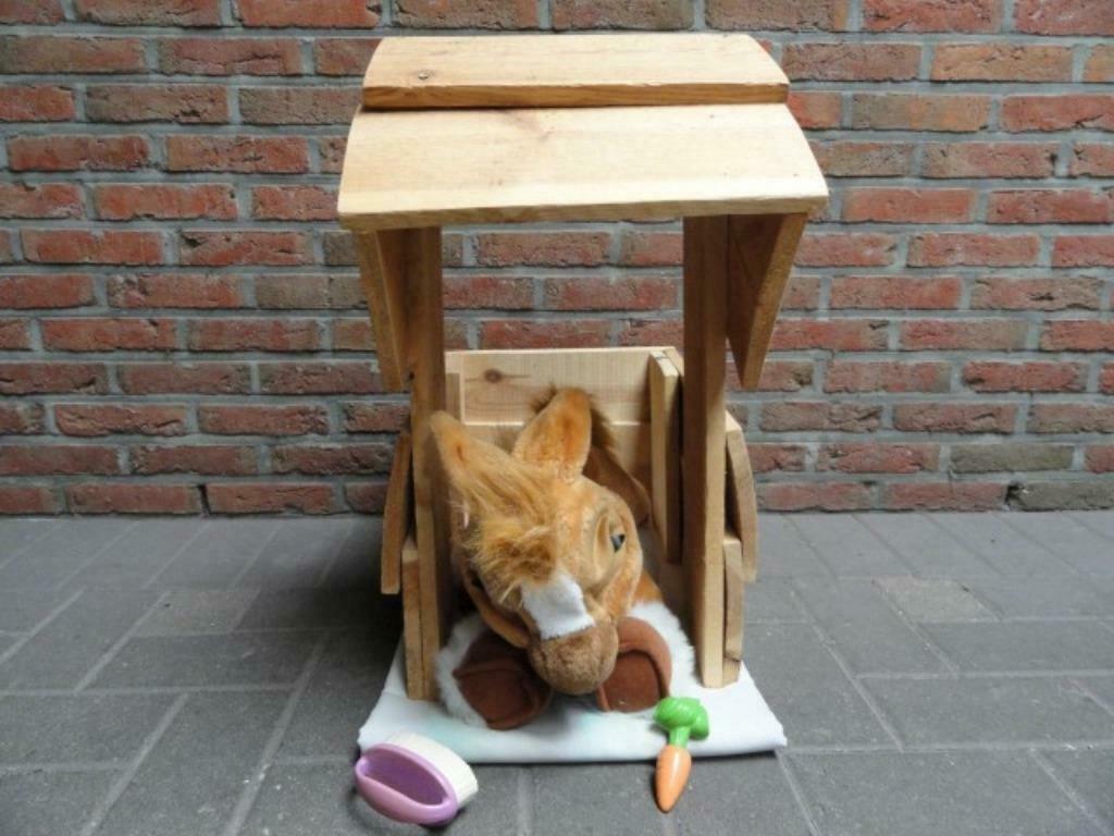 Knuffelpony met emoties "Toffee" + huisje, Ophalen, Zo goed als nieuw, Paard