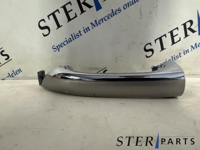Portiergreep 4Deurs links-achter van een Mercedes ML-Klasse, Gebruikt, -, Ophalen of Verzenden, -