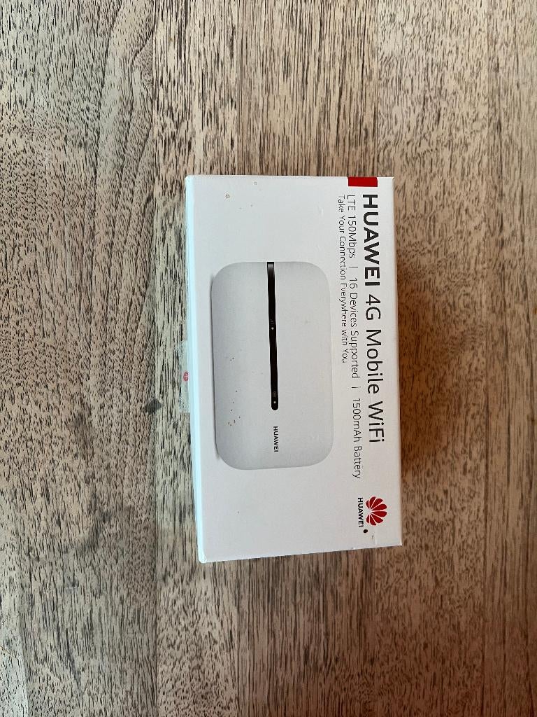 Huawei Mobile Wifi 4G LTE 150 Mbps - 16 app. -  Plug n Play, Computers en Software, Ophalen of Verzenden, Zo goed als nieuw, Router