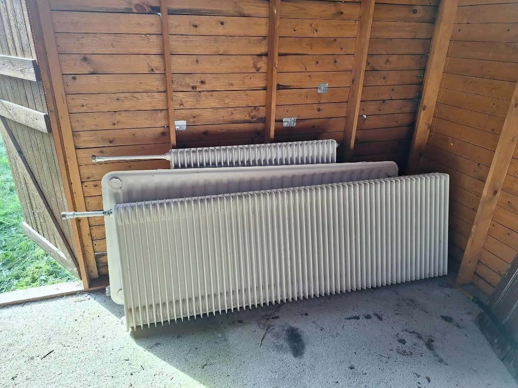 Radiateurs, Bricolage & Construction, Chauffage & Radiateurs, Comme neuf, Radiateur, 30 à 80 cm, 60 à 150 cm, Enlèvement