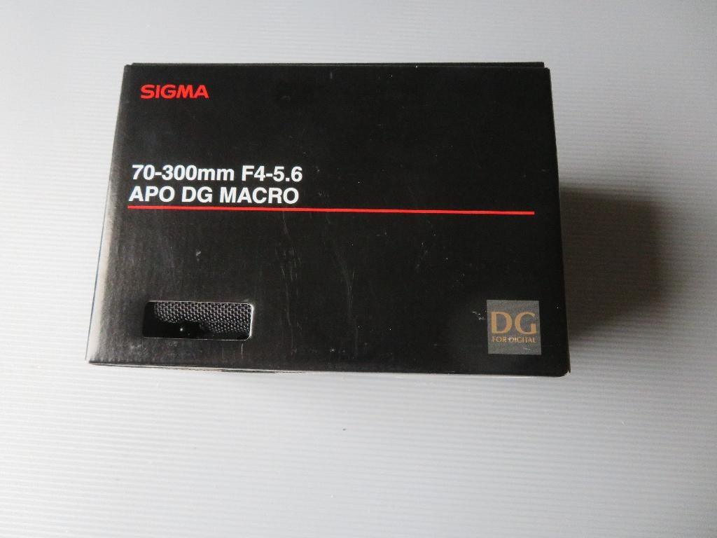 ZOOM SIGMA, TV, Hi-fi & Vidéo, Enlèvement, Comme neuf, Objectif macro, Zoom