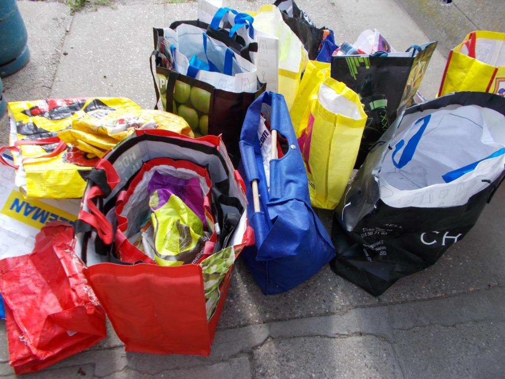 40 grands sacs/sacs en plastique robustes, presque neufs, Enlèvement ou Envoi