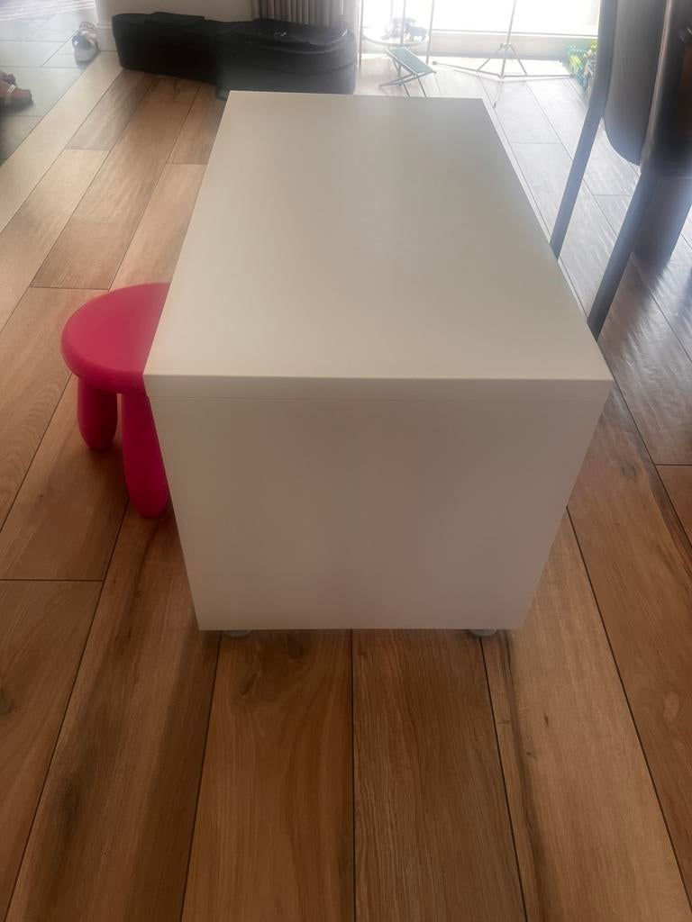 Werktafel voor peuter/kleuter, Ophalen, Zo goed als nieuw