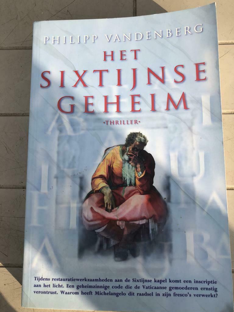 Het Sixtijnse Geheim - Philipp Vandenberg, Boeken, Ophalen of Verzenden, Zo goed als nieuw