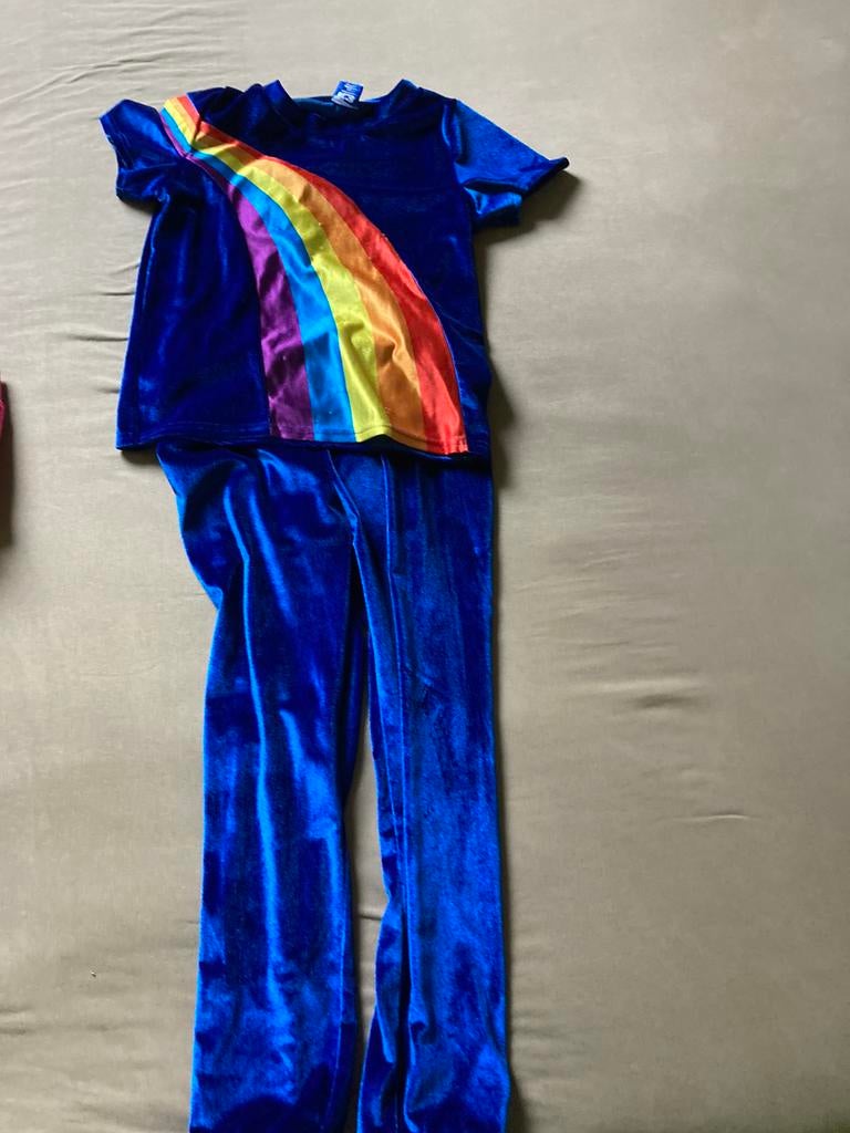 K3 T-shirt en broek 6-8jaar, Ophalen of Verzenden, Zo goed als nieuw