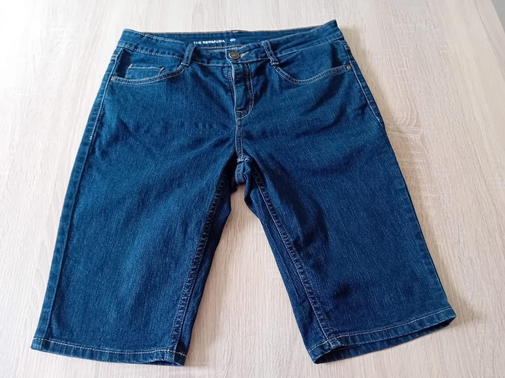 Bermuda C&A en jeans taille 38, Vêtements | Hommes, Jeans, W36 - W38 (confection 52/54), Enlèvement, Bleu, Comme neuf