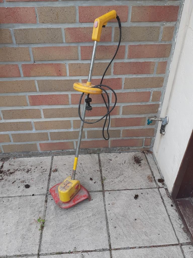 Coupe bordures wolf, Enlèvement, Utilisé