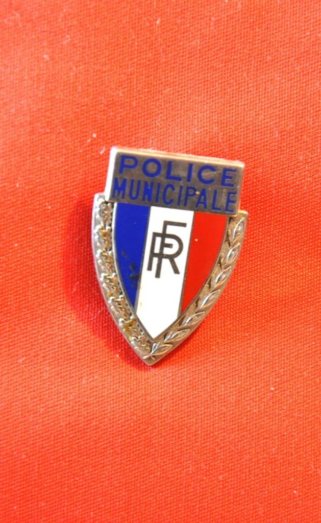 badge pin's police municipale francaise, Enlèvement ou Envoi, Autres, Emblème ou Badge